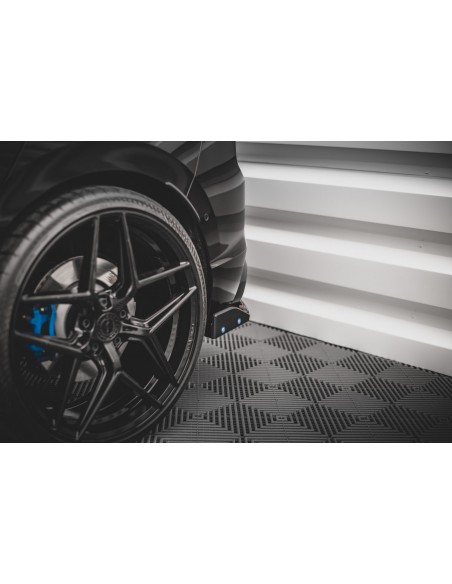 Lips traseros laterales V.2 Volkswagen Golf VIII R (Con flaps)