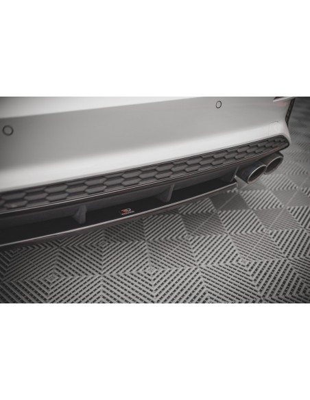 Lip trasero central Audi S3 8Y