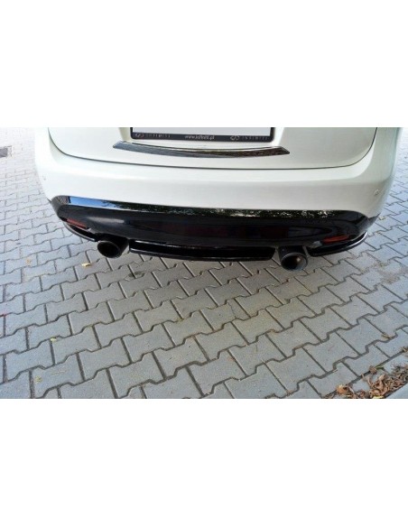 Lip trasero central Infiniti QX70