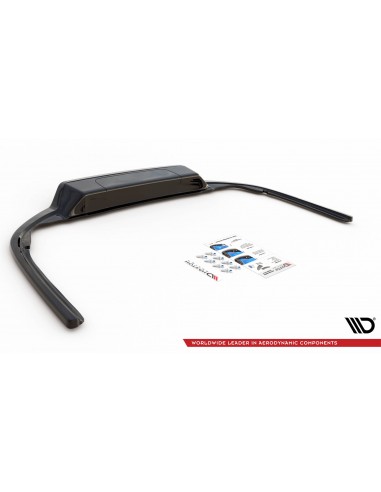 Lip trasero central Volkswagen Passat B8 (Con barras verticales)
