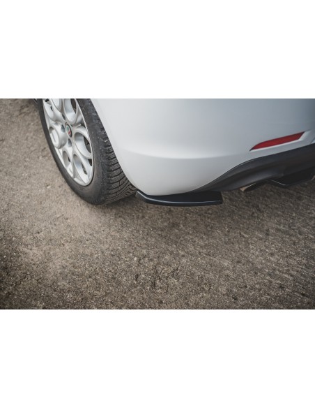 Lips traseros laterales V.1 Alfa Romeo Giulietta (Facelift) Lips traseros laterales V.1 Alfa Romeo Giulietta (Facelift)