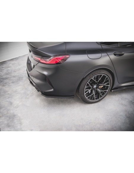 Lips traseros laterales V.2 BMW M8 F93 Gran Coupe