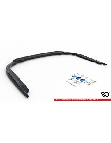 Lip trasero central Toyota Avensis Mk3 (Facelift)(Con barras verticales)