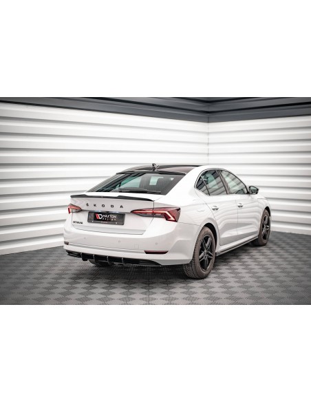 Difusor trasero Street Pro Skoda Octavia Mk4