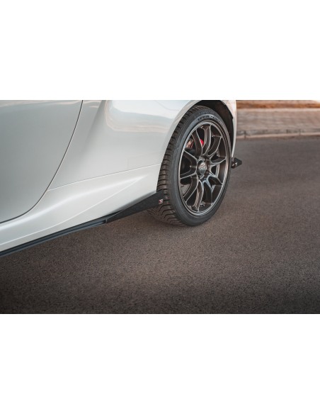 Faldones laterales Racing Durability Toyota Yaris GR (Con flaps)