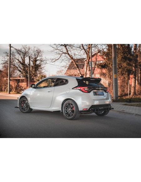 Faldones laterales Racing Durability Toyota Yaris GR (Con flaps)